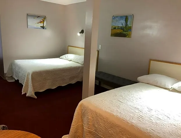 Voyageur Motel hotel detail image 4