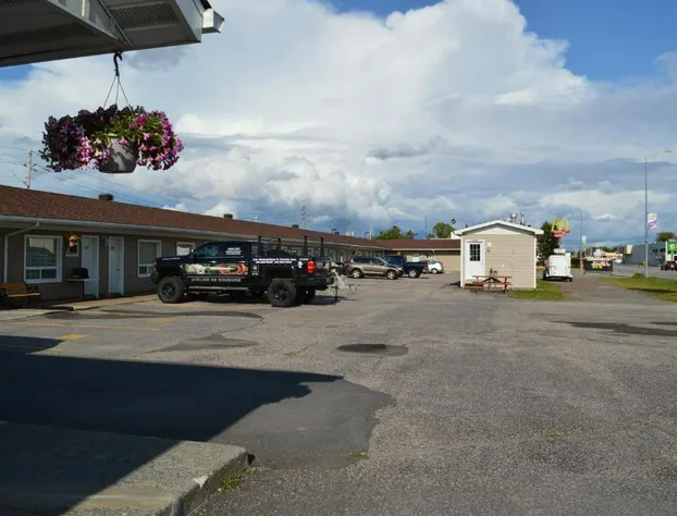 Lincoln Motel hotel detail image 1