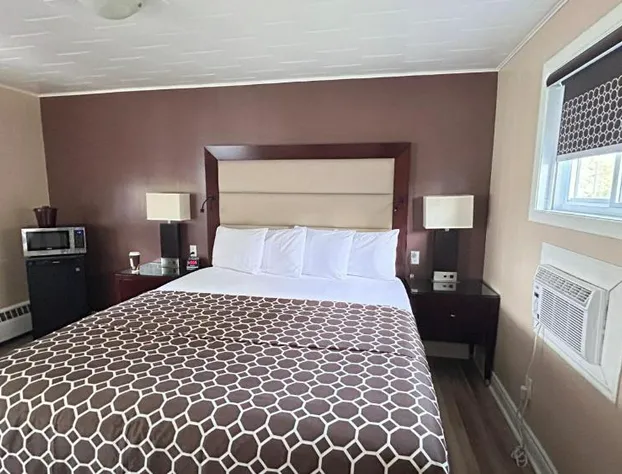 Roger's Motel hotel detail image 3