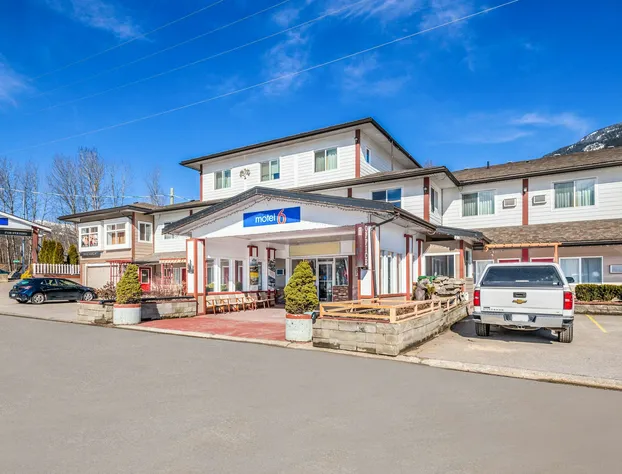 The Revelstoke Gateway Inn hotel detail image 1