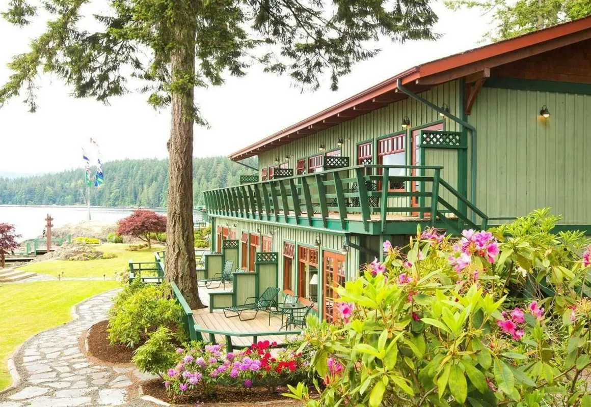 April Point Resort hotel hero