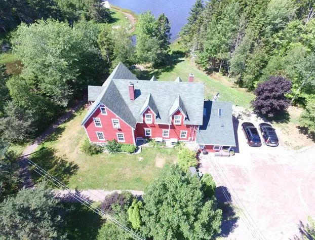 Little Shemogue Inn hotel detail image 1