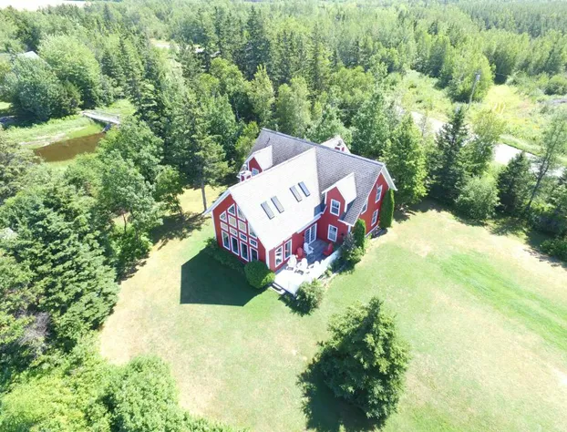 Little Shemogue Inn hotel detail image 3