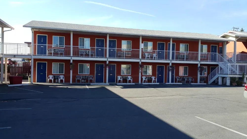 Cactus Tree Inn hotel hero