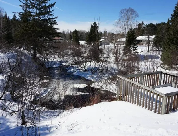 Auberge L'Ile de France hotel detail image 4
