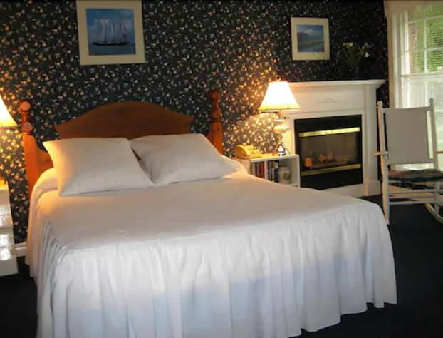 Canterbury Inn hotel detail image 4
