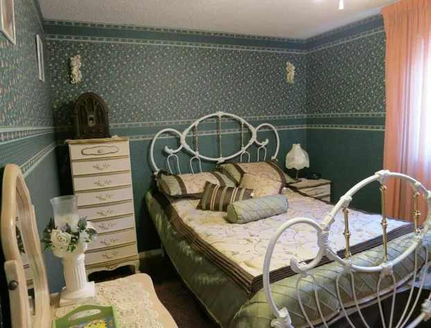 All Seasons Bed & Breakfast hotel detail image 2