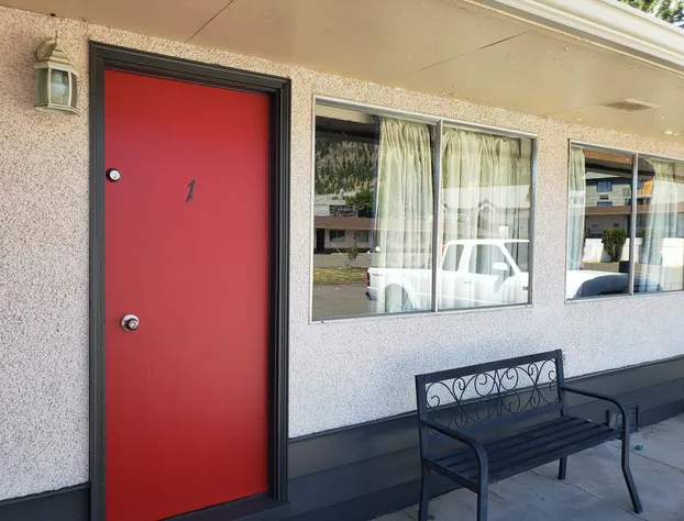 Sportsman Motel hotel detail image 1