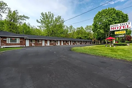 Long Sault Motel hotel detail image 3