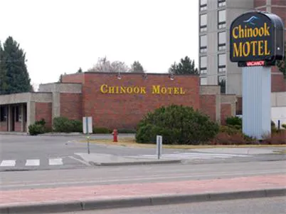 Chinook Motel hotel hero