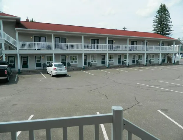 Hill Top Motel & Restaurant hotel detail image 3