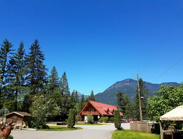 Holiday Motel & RV Resort hotel detail image 3