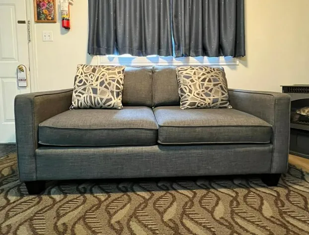 Holiday Motel & RV Resort hotel detail image 4