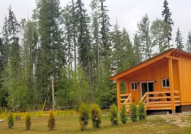 Kicking Horse Kabins hotel detail image 2