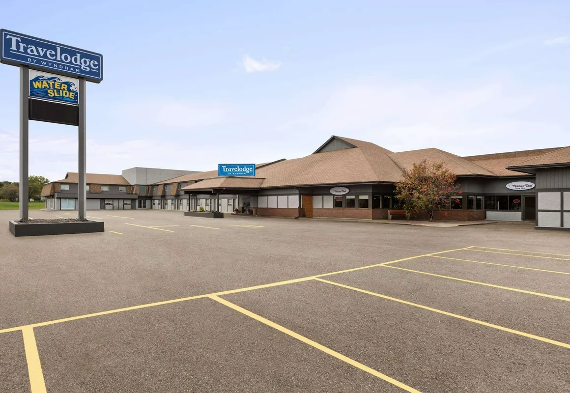 Travelodge by Wyndham Brandon hotel hero