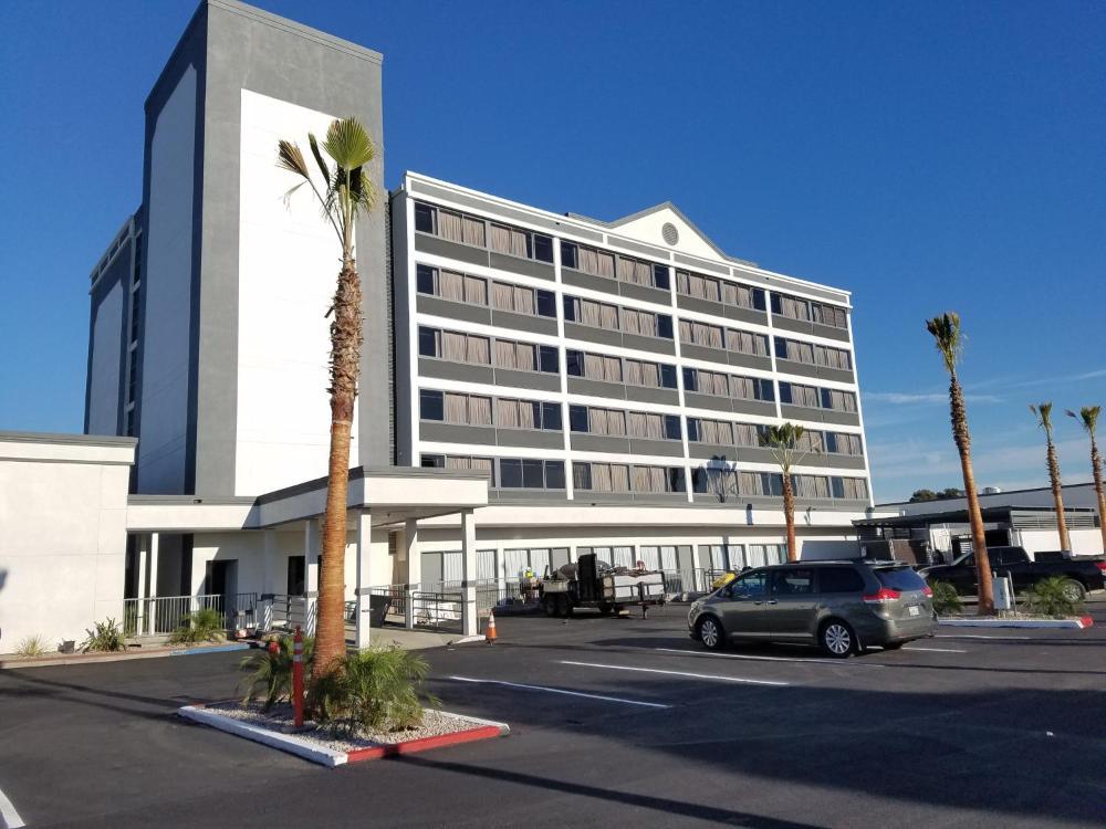 Radisson Hotel Oakland Airport hotel hero