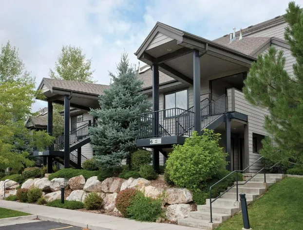 WorldMark Wolf Creek hotel detail image 1