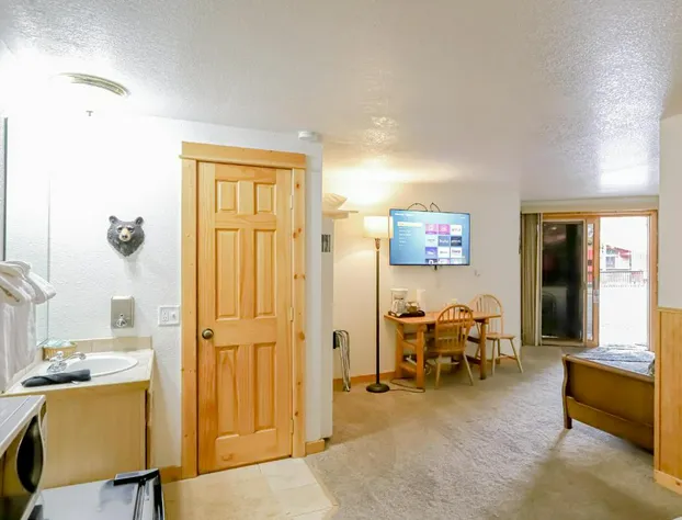 Nicky's Resort hotel detail image 3