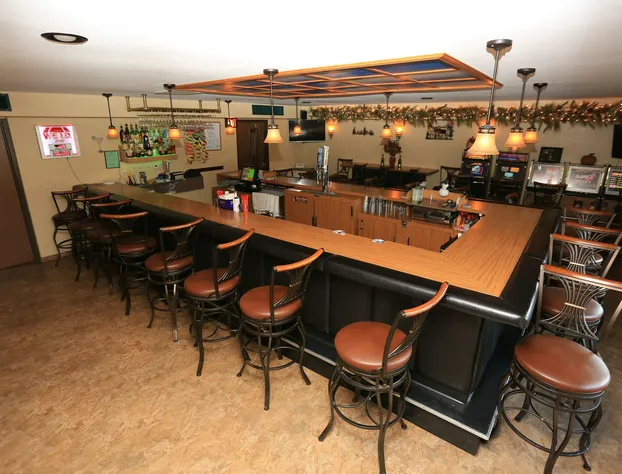 Shawano Four Seasons Hotel hotel detail image 3