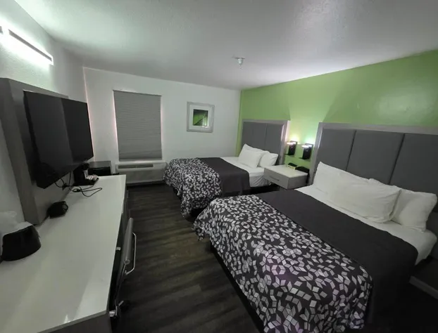 The Aqua Pacific Hotel hotel detail image 3