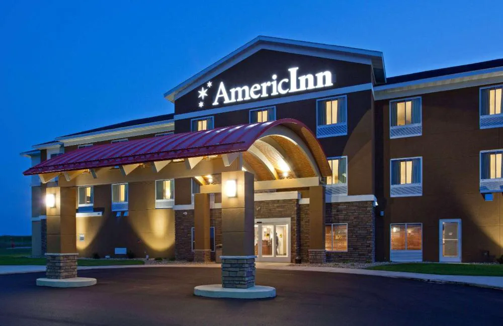 AmericInn by Wyndham Hartford SD hotel hero