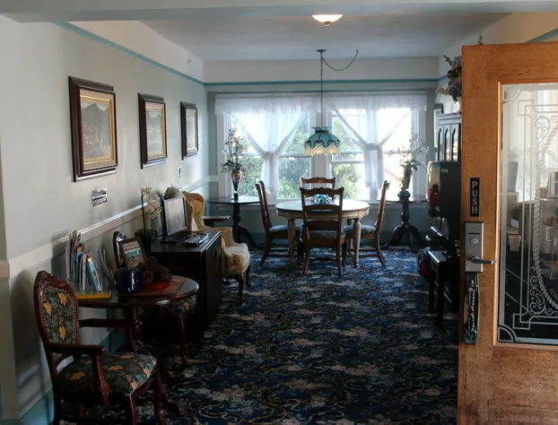 Studio 9 Hotel Catalina hotel detail image 2