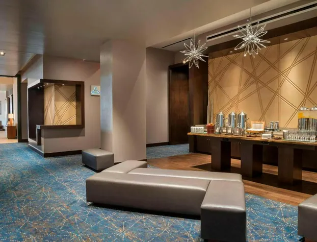 Buffalo Marriott at LECOM HARBORCENTER hotel detail image 3