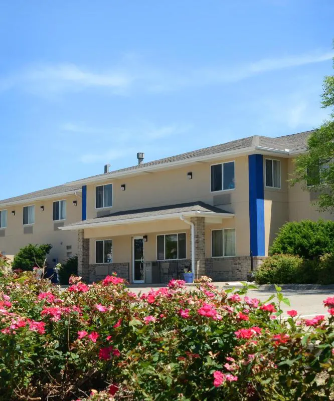 Heritage Inn Express hotel hero