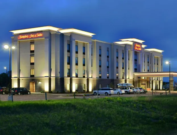 Hampton Inn & Suites Chippewa Falls hotel detail image 1