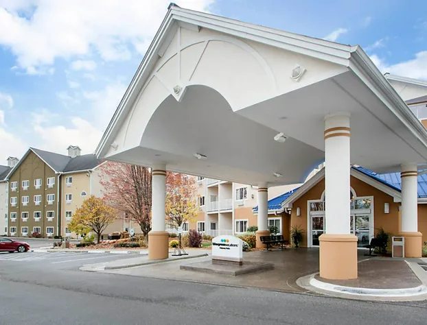 Bluegreen Vacations Odyssey Dells Resort hotel detail image 2