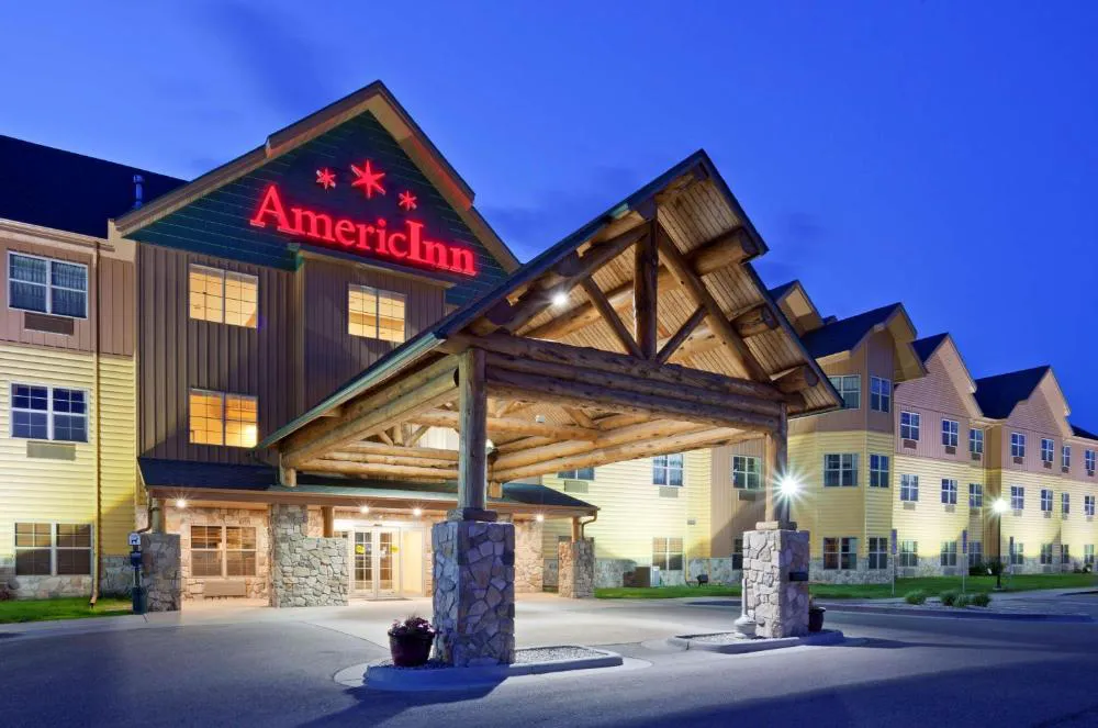 AmericInn by Wyndham Fargo Medical Center hotel hero