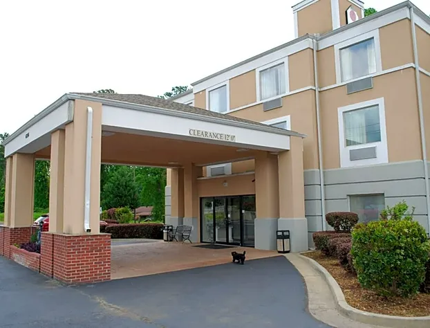 Jameson Inn and Suites Riverdale hotel detail image 4