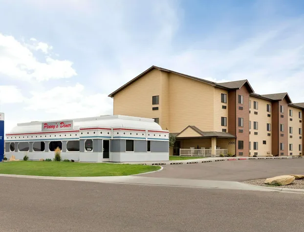 Baymont by Wyndham Glendive hotel detail image 1