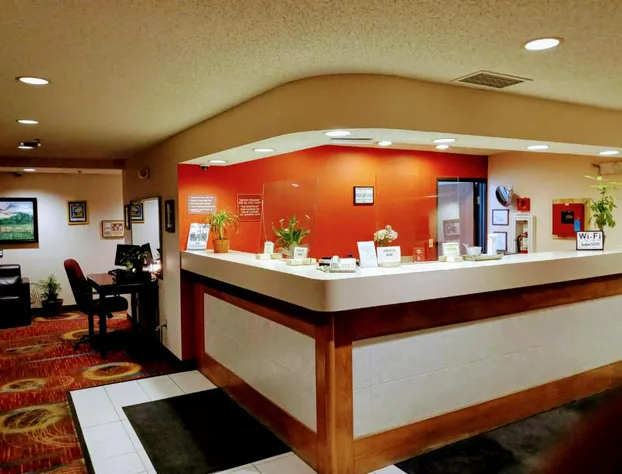 Country Hearth Inn & Suites Kenton hotel detail image 2