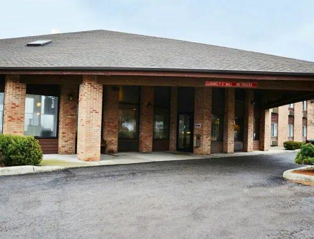 Country Hearth Inn & Suites Kenton hotel detail image 1