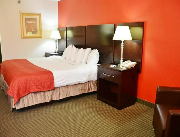 Country Hearth Inn & Suites Kenton hotel detail image 3