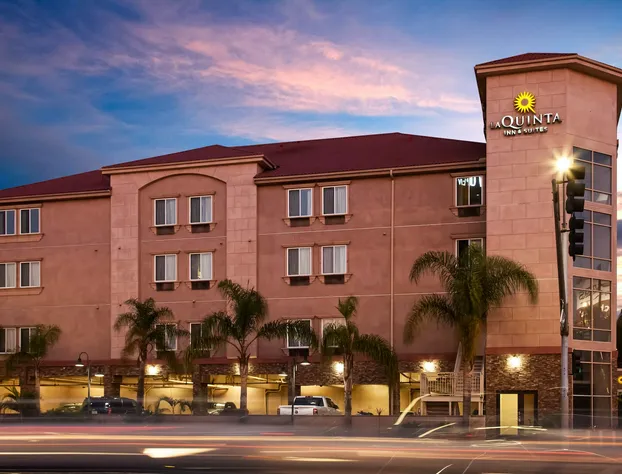 La Quinta Inn & Suites by Wyndham Inglewood hotel detail image 1