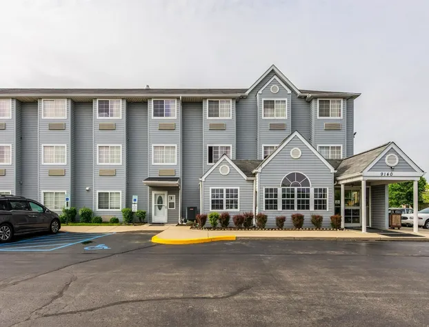 Motel 6 Indianapolis Carmel hotel detail image 1