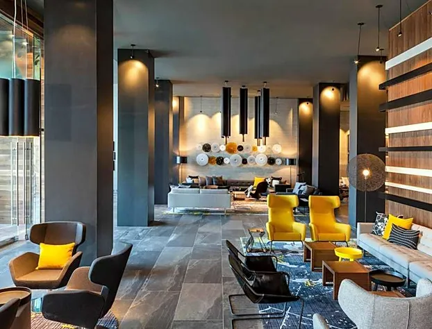 Le Meridien Charlotte hotel detail image 4