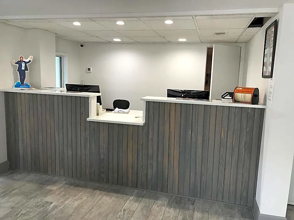 Days Inn by Wyndham Ridgeland South Carolina hotel hero