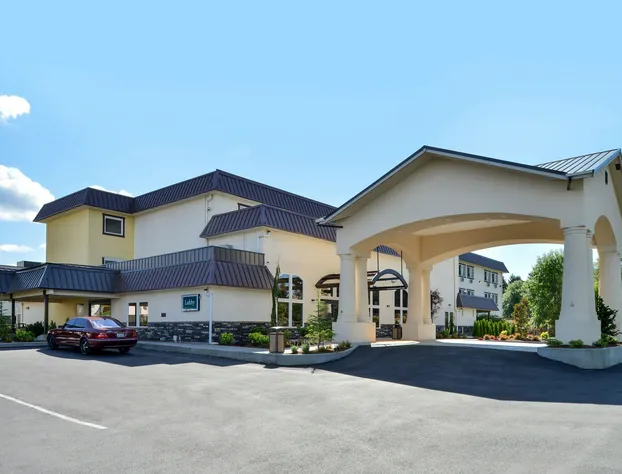 Quality Inn & Suites Tacoma Seattle hotel detail image 2