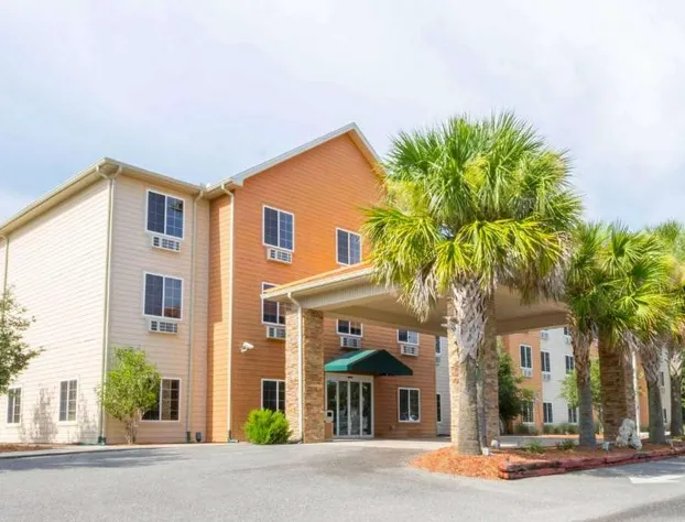 Magnuson Hotel Wildwood Inn Crawfordville hotel detail image 1