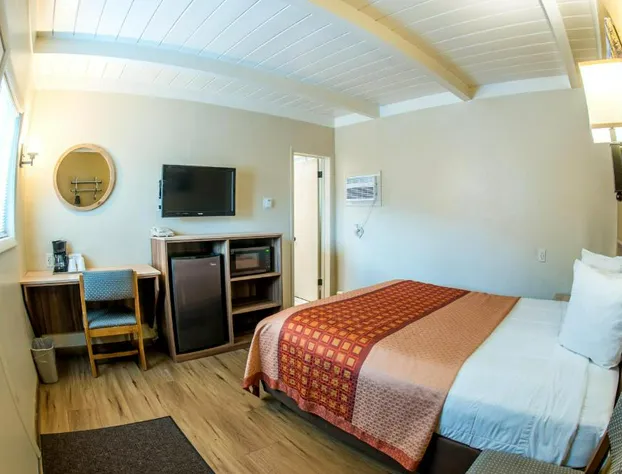 Glenwood Springs Cedar Lodge hotel detail image 3