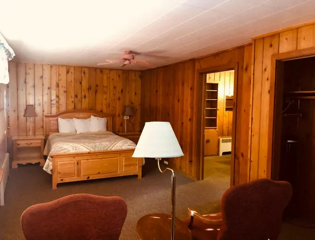Glenwood Springs Cedar Lodge hotel detail image 4