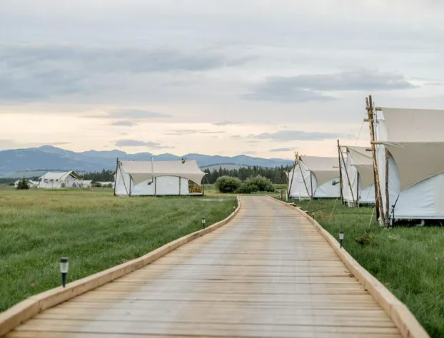 Under Canvas West Yellowstone hotel detail image 1