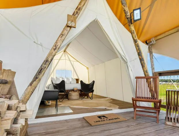 Under Canvas West Yellowstone hotel detail image 2