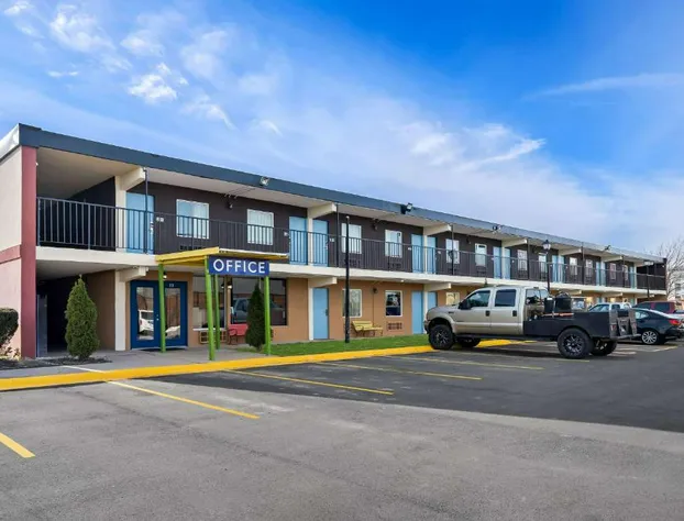 Americas Best Value Inn Danville hotel detail image 2