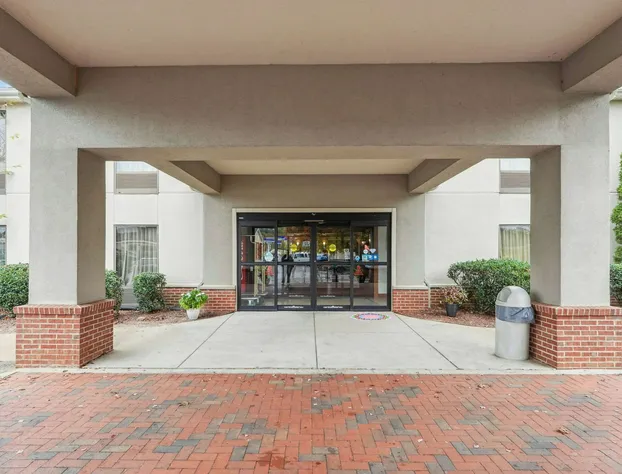 Quality Inn & Suites Dawsonville hotel detail image 2