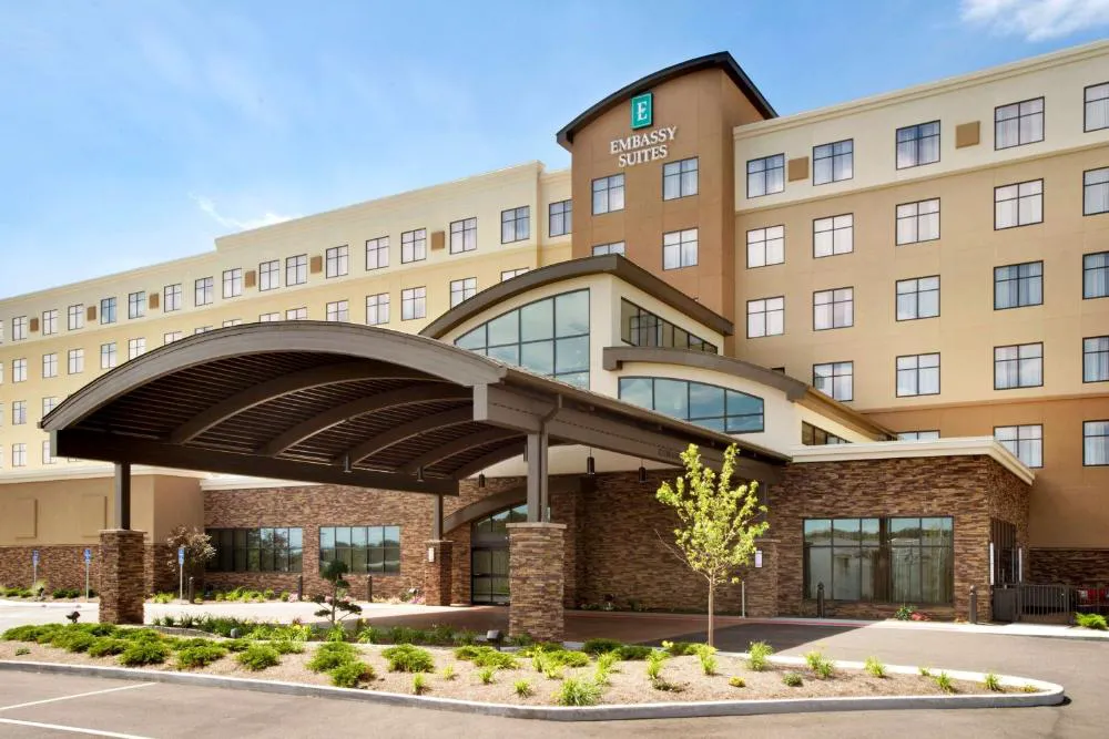 Embassy Suites by Hilton Akron Canton Airport hotel hero