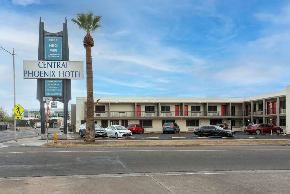 Central Phoenix Hotel hotel hero